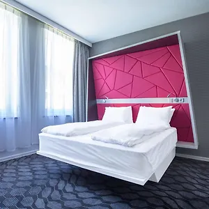 *** Отель Magic Xhibition - Self-service-hotel Норвегия
